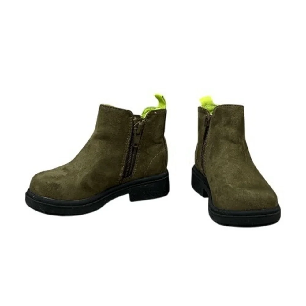 The GAP Chelsea Kidcore Olive Faux Suede High Top‎ Side Zip Boots 7 Blokecore